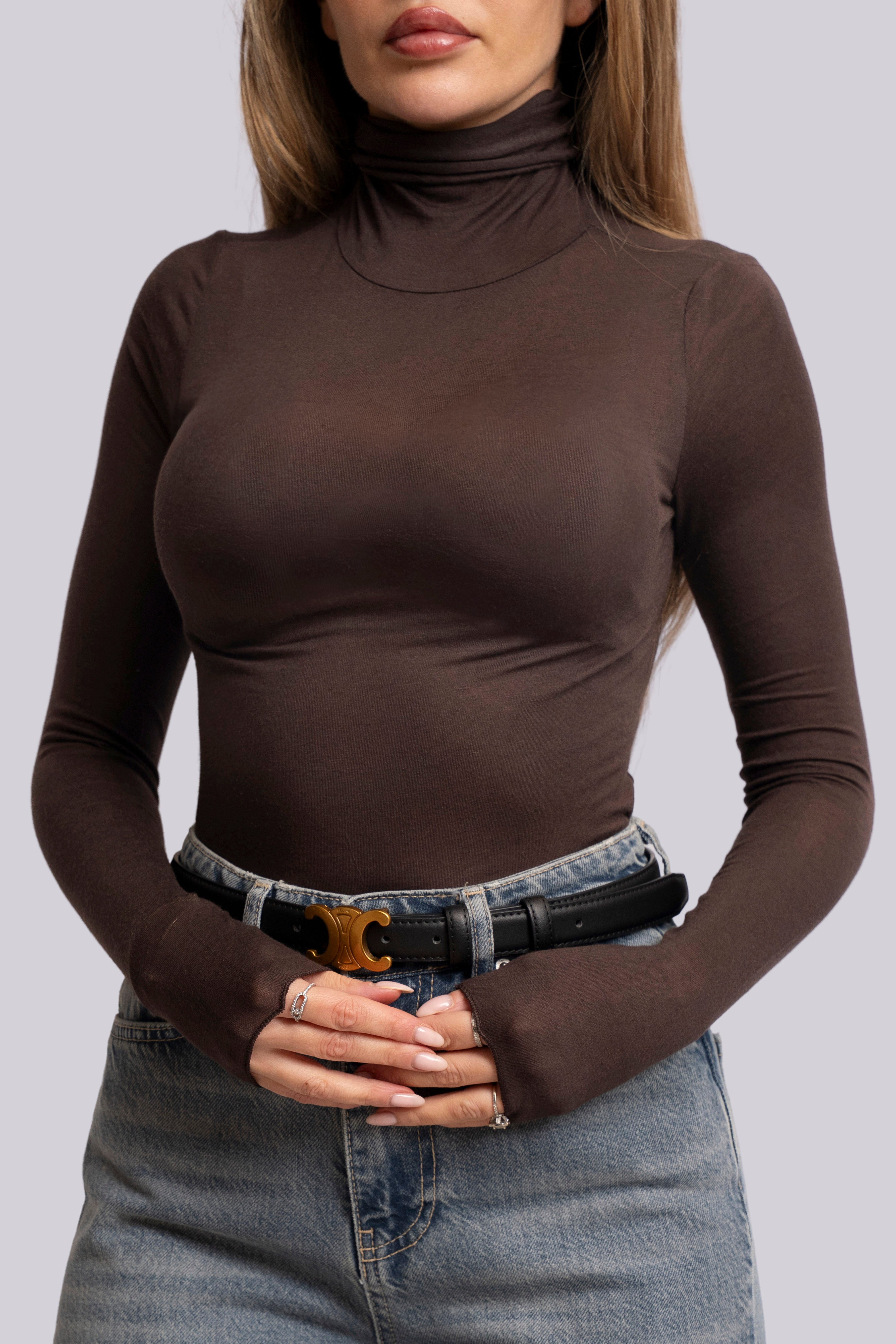Cashmere turtleneck top in brown