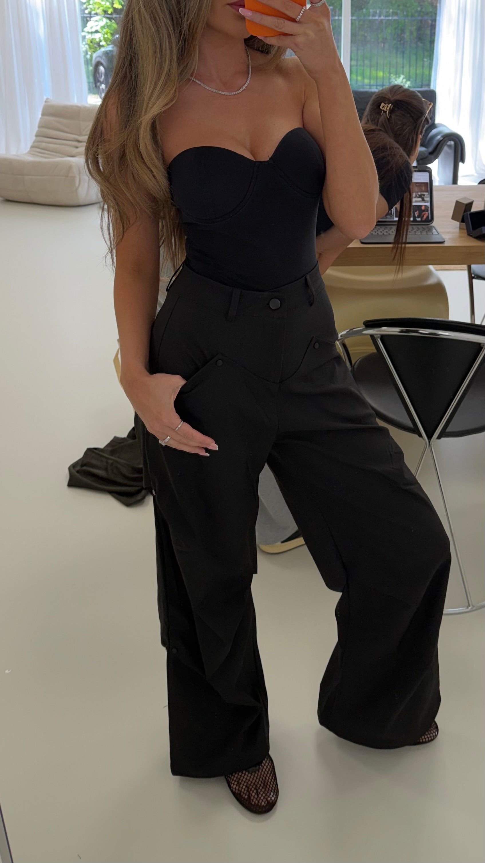 Cargo pantalon in Black